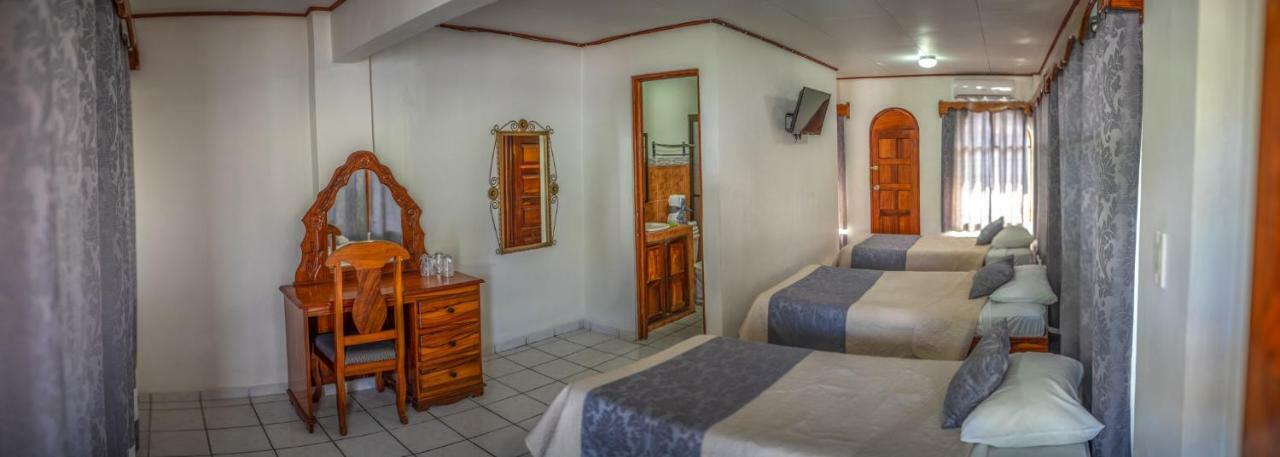 Hotel Andrea Neily Exterior foto